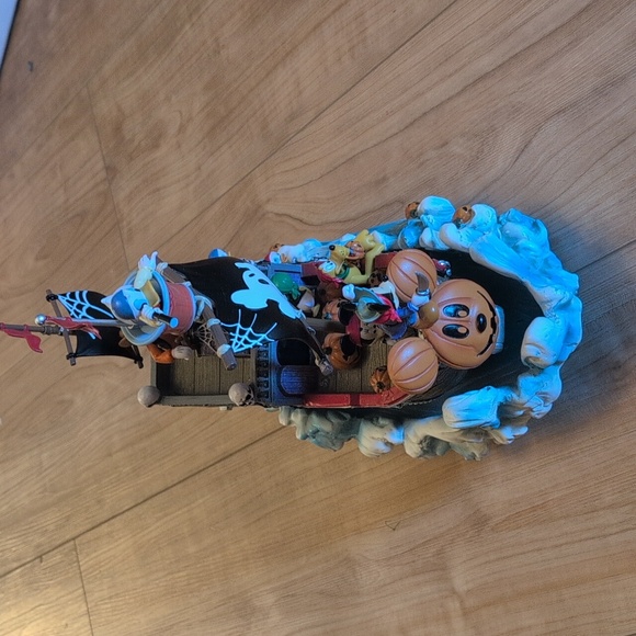 Disney Animated Pirate Ship With Lights And Music